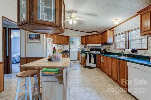 184 Terrys Gap Loop Rd, Fletcher, NC 28732 photo 6
