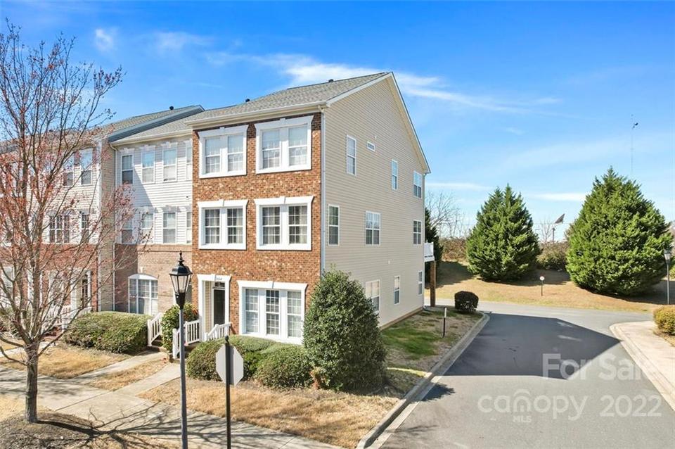 9552 Kings Parade Blvd, Charlotte, NC 28273 32 Photos MLS 3823343