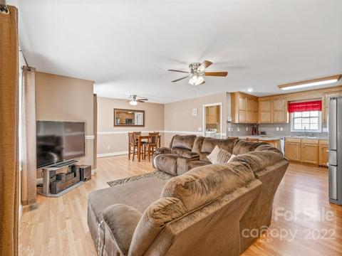 117 Arrowood Ln, Harmony, NC 28634 photo 4