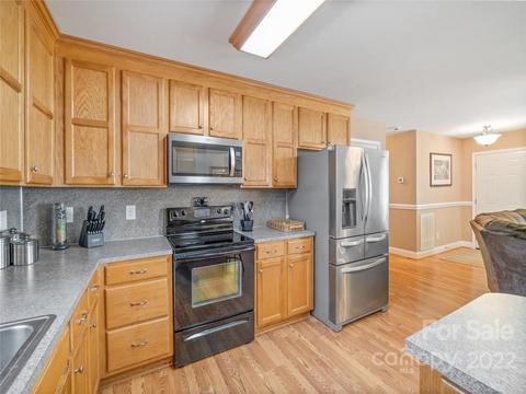 117 Arrowood Ln, Harmony, NC 28634 photo 10