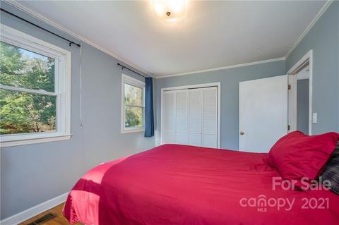 56 Marion St, Tryon, NC 28782 photo 17