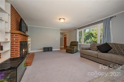 56 Marion St, Tryon, NC 28782 photo 7