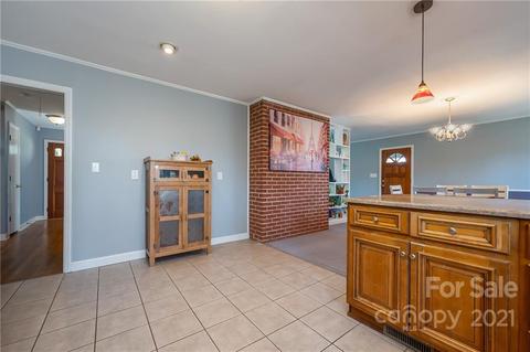 56 Marion St, Tryon, NC 28782 photo 10