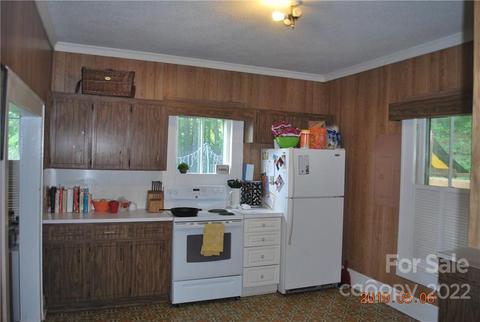 449 Valley Rd, Marion, NC 28752 photo 7