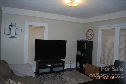 449 Valley Rd, Marion, NC 28752 photo 3