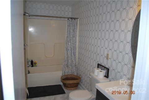 449 Valley Rd, Marion, NC 28752 photo 25