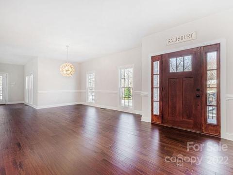 300 Stuart St, Salisbury, NC 28144 photo 4