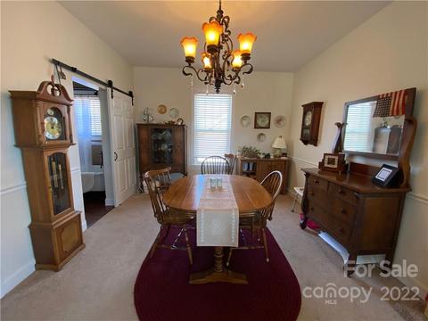 505 E Union St, Morganton, NC 28655 photo 9