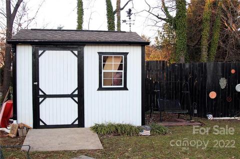 505 E Union St, Morganton, NC 28655 photo 25