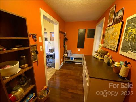 505 E Union St, Morganton, NC 28655 photo 14