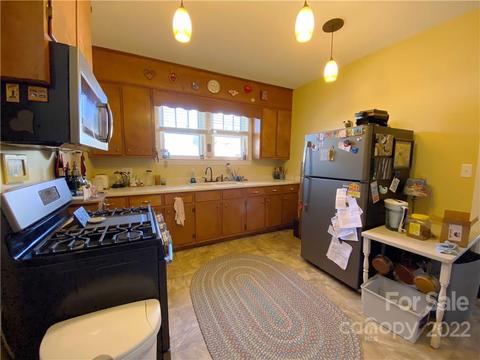 505 E Union St, Morganton, NC 28655 photo 11