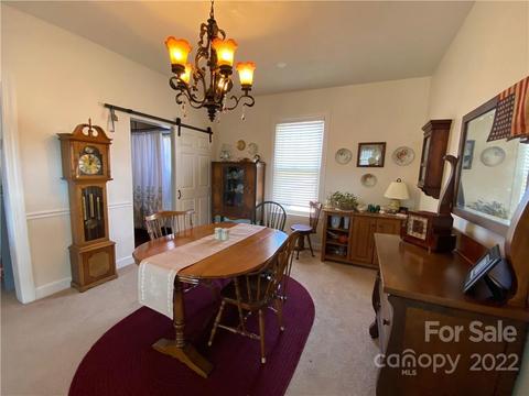 505 E Union St, Morganton, NC 28655 photo 8