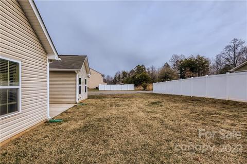 10933 Kingsview Dr, Davidson, NC 28036 photo 33