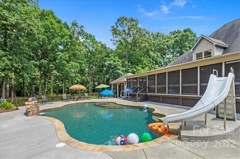 518 W Cj Thomas Rd, Monroe, NC 28110 photo 3