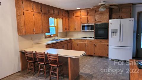 170 S Main St, Bostic, NC 28018 photo 6