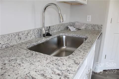 622 W 22nd St, Kannapolis, NC 28081 photo 4