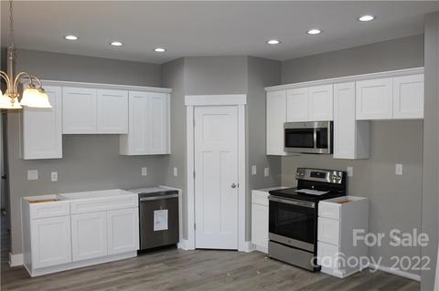 622 W 22nd St, Kannapolis, NC 28081 photo 1