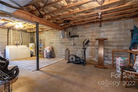 208 Sequoyah Cir, Morganton, NC 28655 photo 17