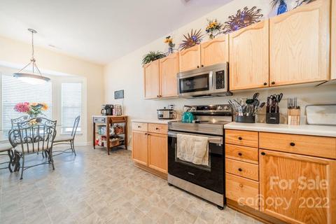 7920 Mariners Pointe Cir, Denver, NC 28037 photo 8