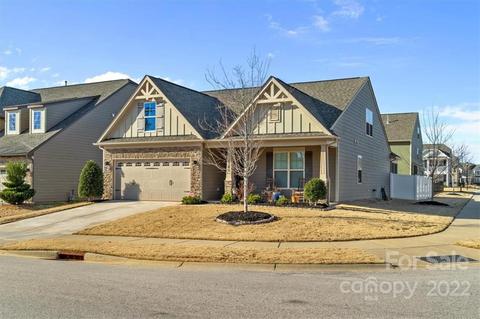 1061 Baldwin Dr, Lancaster, SC 29720 photo 2