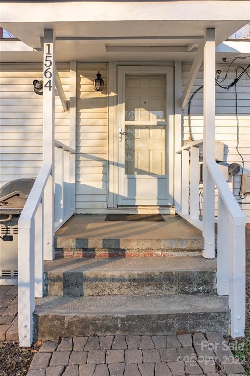 1564 2nd St SW, Hickory, NC 28602 4 Photos MLS