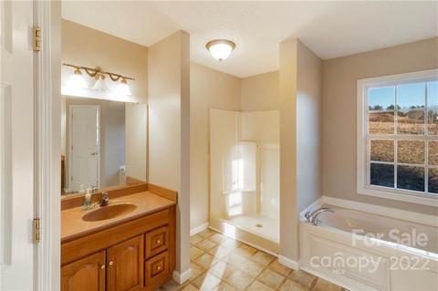 102 Harrison Dr, Clyde, NC 28721 photo 14