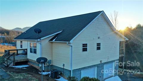 102 Harrison Dr, Clyde, NC 28721 photo 2