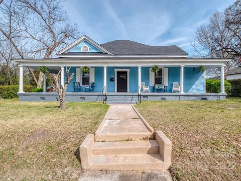 210 Elm St, Lancaster, SC 29720 photo 1