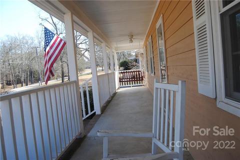 1505 University Dr, Lancaster, SC 29720 photo 3