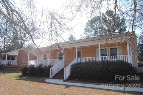 1505 University Dr, Lancaster, SC 29720 photo 1