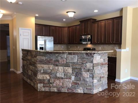 8312 Viewpoint Ln, Cornelius, NC 28031 photo 3