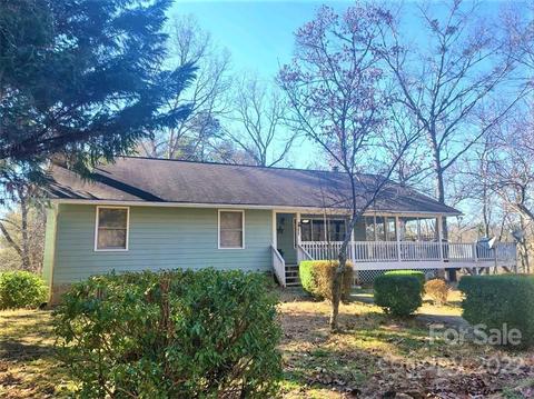 52 Perimeter Dr, Sylva, NC 28779 photo 2