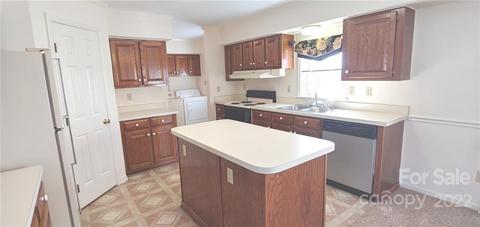 568 Memorial Hwy, Harmony, NC 28634 photo 18