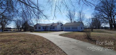 568 Memorial Hwy, Harmony, NC 28634 photo 3