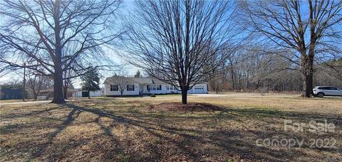 568 Memorial Hwy, Harmony, NC 28634 photo 5