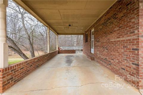 1565 Amherst Rd, Morganton, NC 28655 photo 3