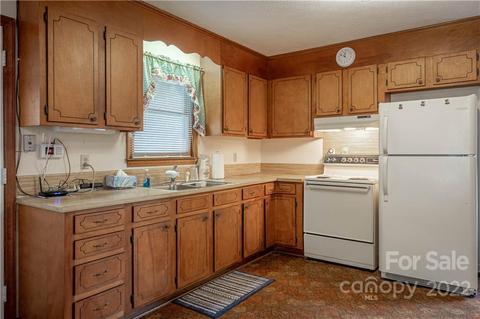 1565 Amherst Rd, Morganton, NC 28655 photo 10