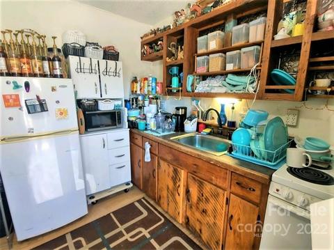 105 E Sylva Cir, Sylva, NC 28779 photo 17