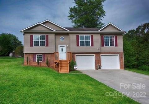 213 Pine Meadows Cir, Hickory, NC 28601 photo 1