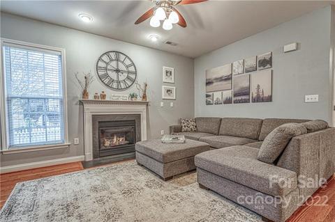 10000 Willow Leaf Ln, Cornelius, NC 28031 photo 6