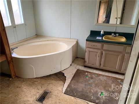 159 Gethsemane Rd, Olin, NC 28660 photo 14
