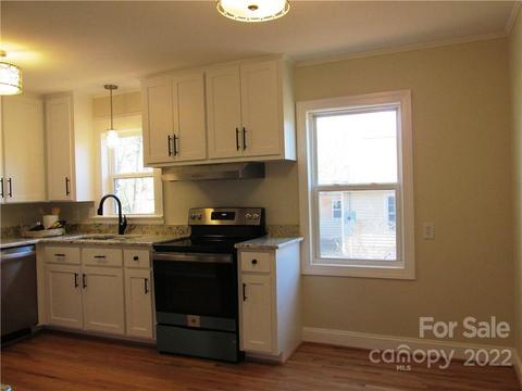 1102 Harvard St, Monroe, NC 28112 photo 4
