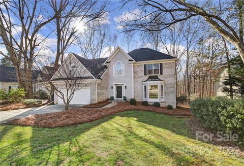 584 Cranborne Chase St, Fort Mill, SC 29708 photo 1