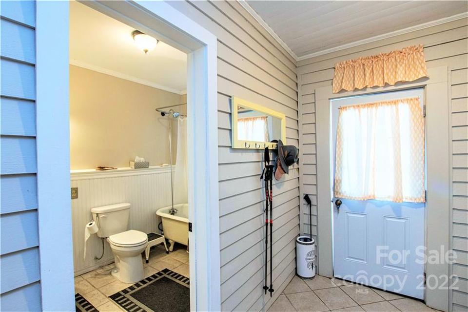  138 Maple St, Badin, NC 28009 photo 16