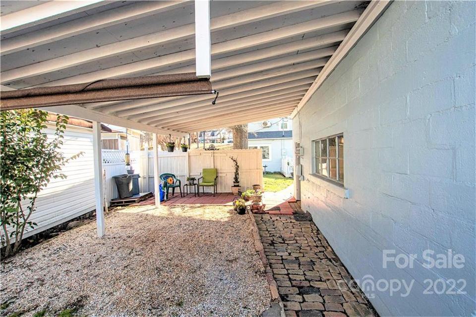  138 Maple St, Badin, NC 28009 photo 33