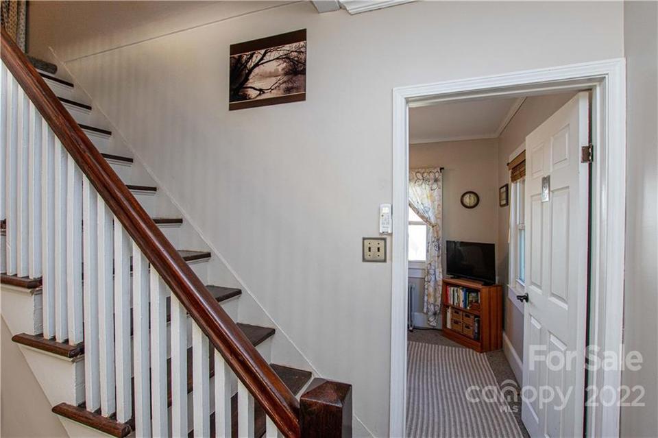  138 Maple St, Badin, NC 28009 photo 18