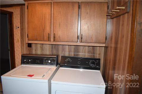 511 Valley Rd, Marion, NC 28752 photo 13