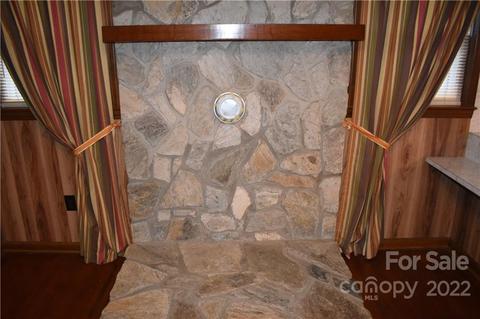 511 Valley Rd, Marion, NC 28752 photo 7