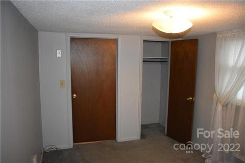 511 Valley Rd, Marion, NC 28752 photo 16