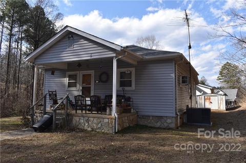 511 Valley Rd, Marion, NC 28752 photo 2